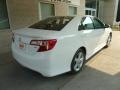 Super White - Camry SE Photo No. 2