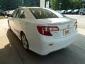 Super White - Camry SE Photo No. 4