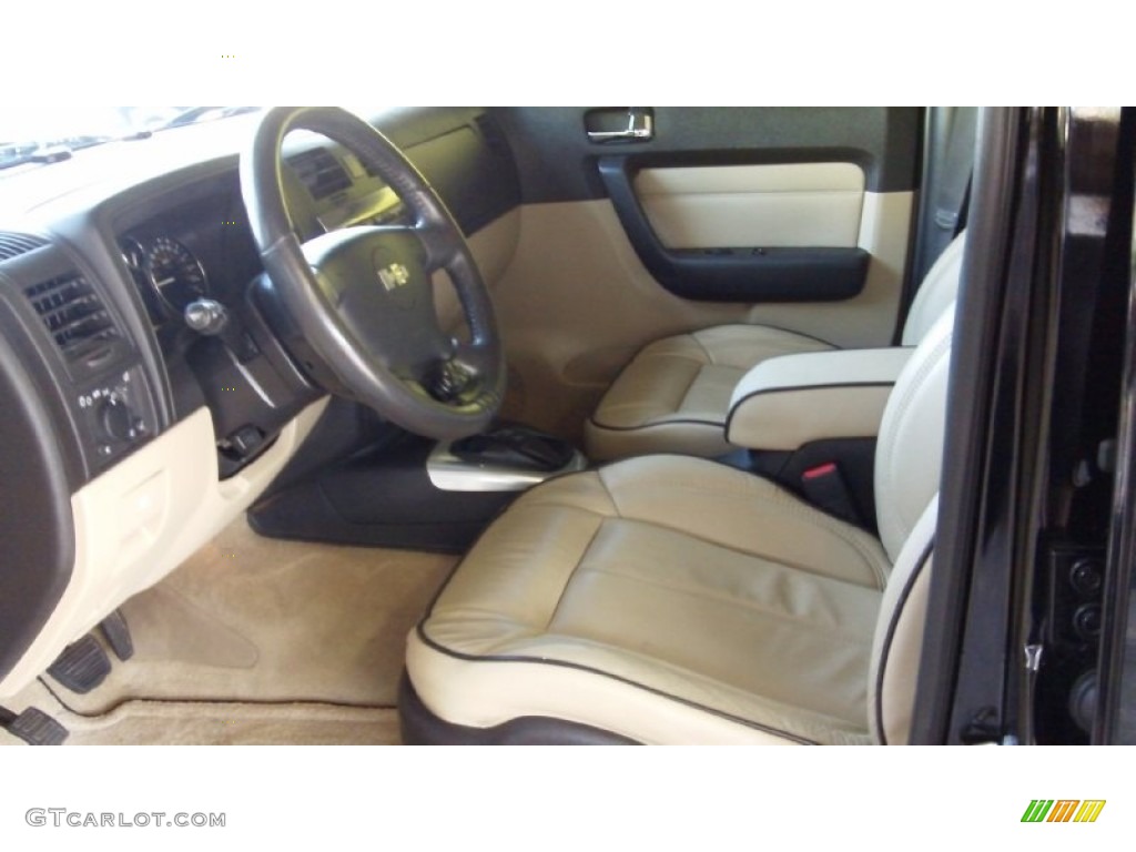 Light Cashmere/Ebony Interior 2007 Hummer H3 X Photo #67430379