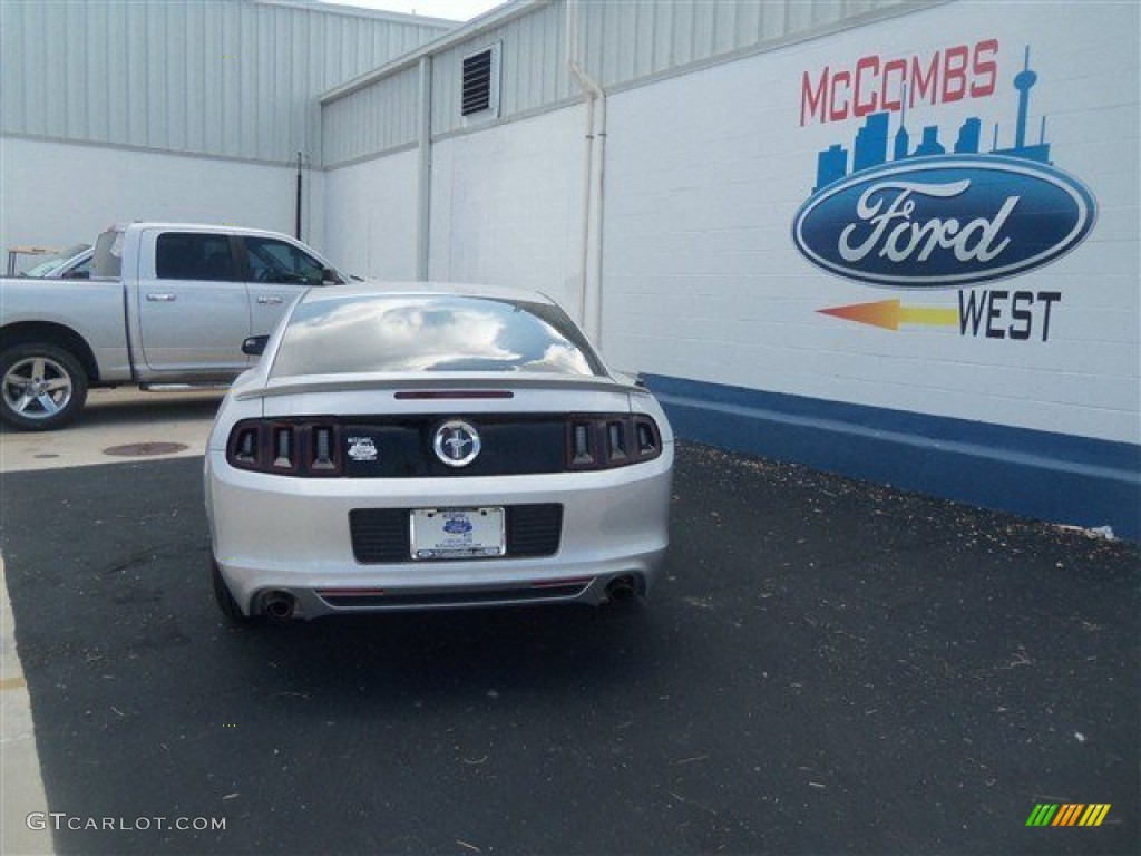 2013 Mustang V6 Coupe - Ingot Silver Metallic / Charcoal Black photo #4