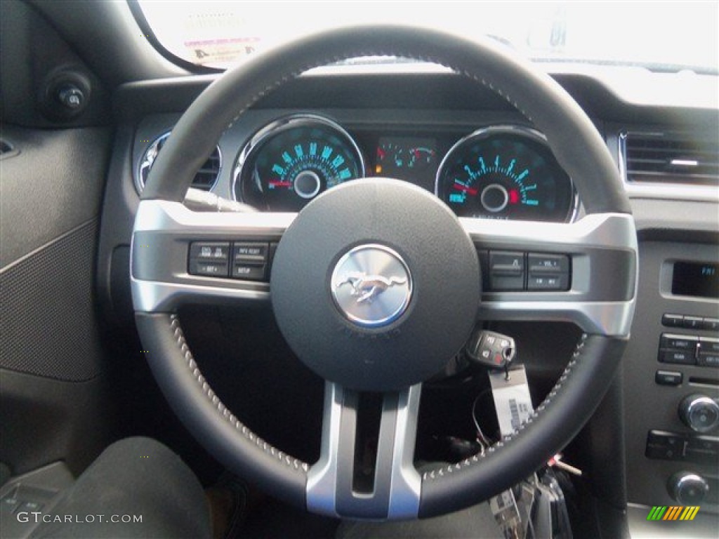 2013 Ford Mustang V6 Coupe Charcoal Black Steering Wheel Photo #67431783