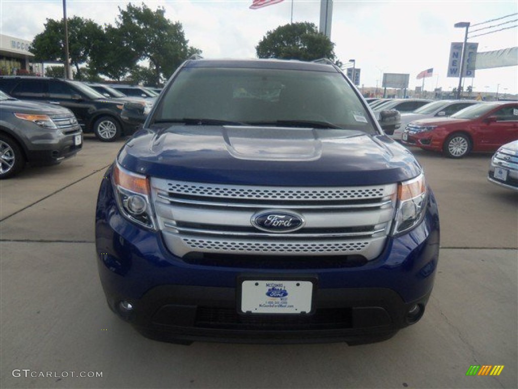 2013 Explorer XLT - Deep Impact Blue Metallic / Charcoal Black photo #9