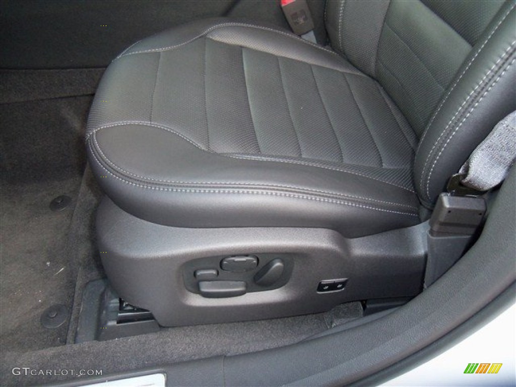 2013 Taurus SHO AWD - White Platinum Tri-Coat / SHO Charcoal Black Leather photo #9