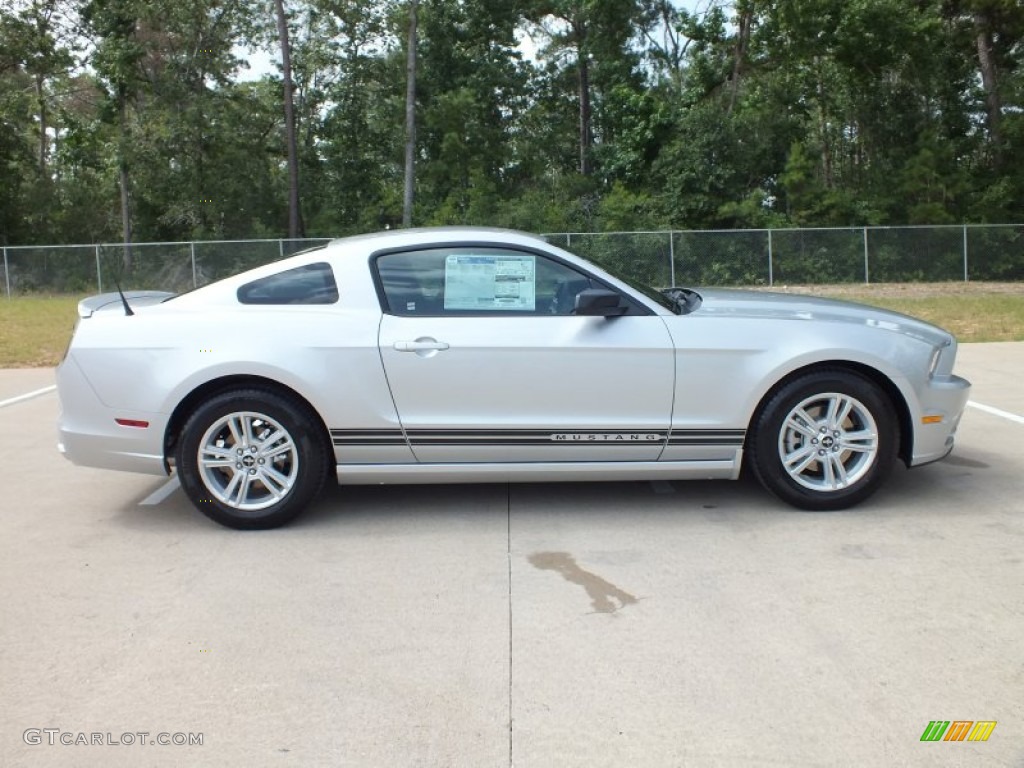 2013 Mustang V6 Coupe - Ingot Silver Metallic / Charcoal Black photo #2