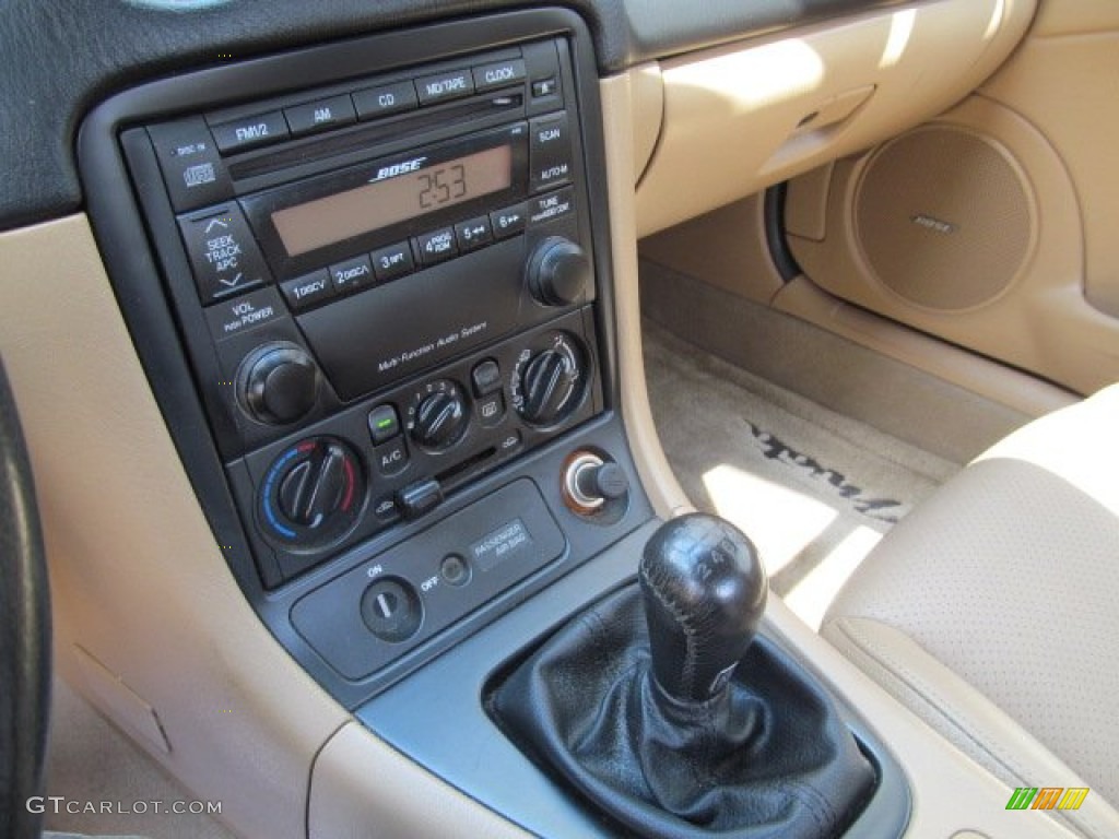 2002 Mazda MX-5 Miata LS Roadster Controls Photo #67437103