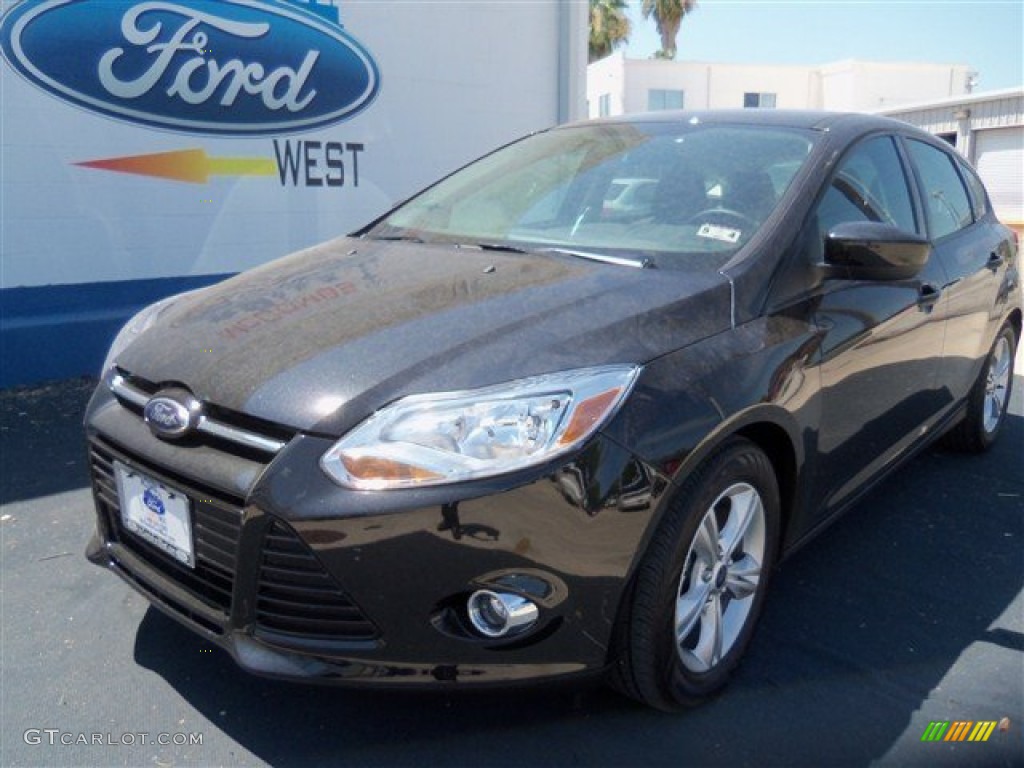 2012 Focus SE Sport 5-Door - Tuxedo Black Metallic / Two-Tone Sport photo #2