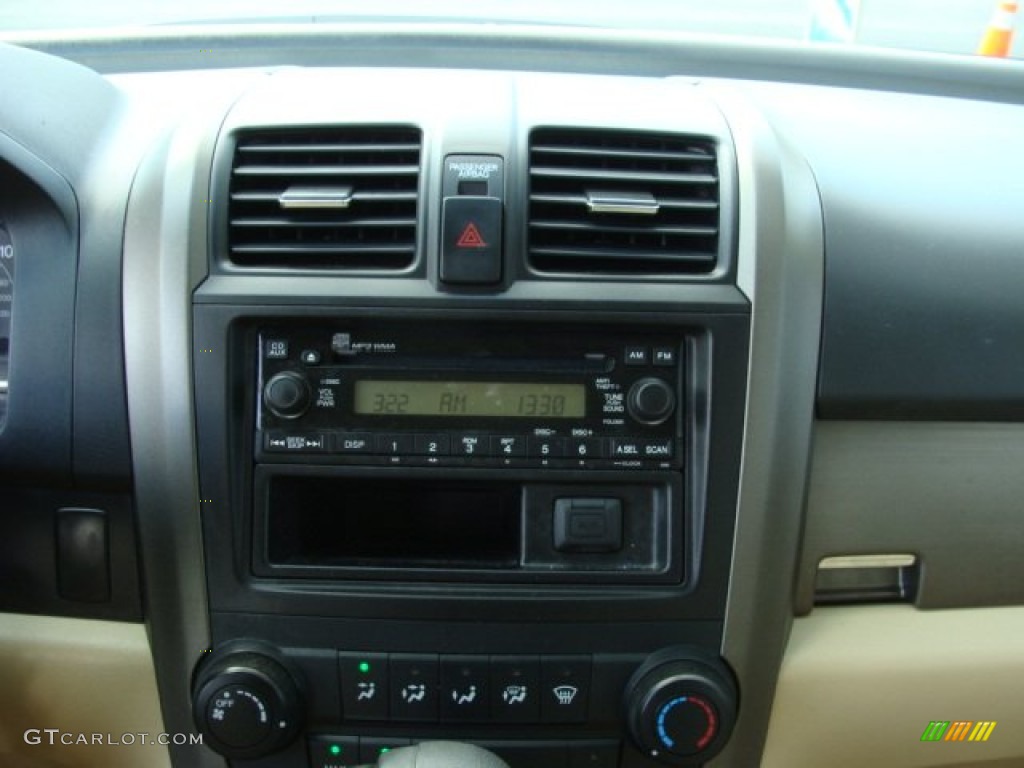2009 CR-V LX 4WD - Green Tea Metallic / Ivory photo #12