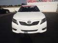 Super White - Camry SE Photo No. 2