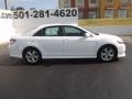 Super White - Camry SE Photo No. 8
