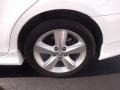 Super White - Camry SE Photo No. 16