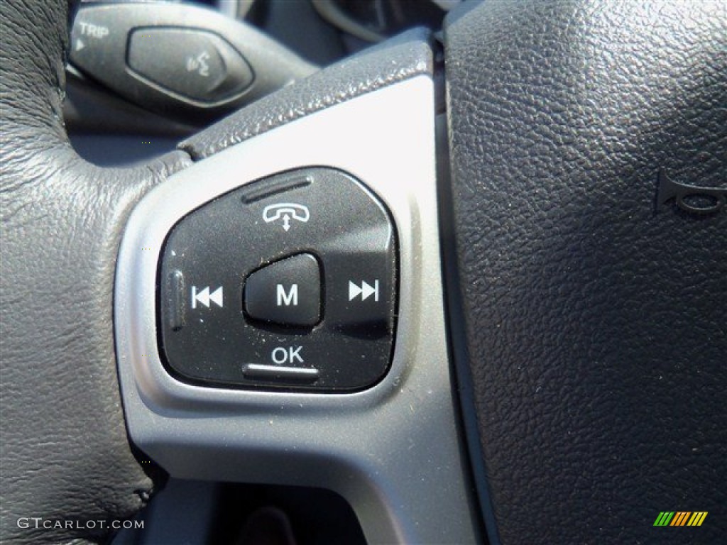 2012 Ford Fiesta SES Hatchback Controls Photo #67450515