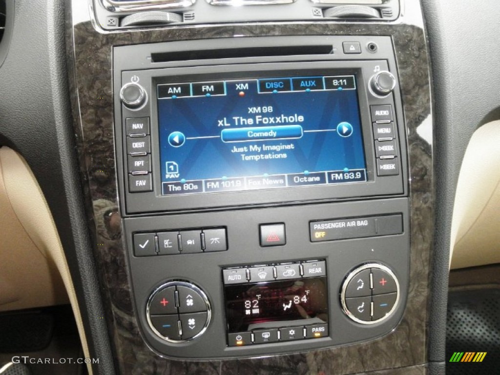 2012 GMC Acadia Denali AWD Controls Photo #67451292