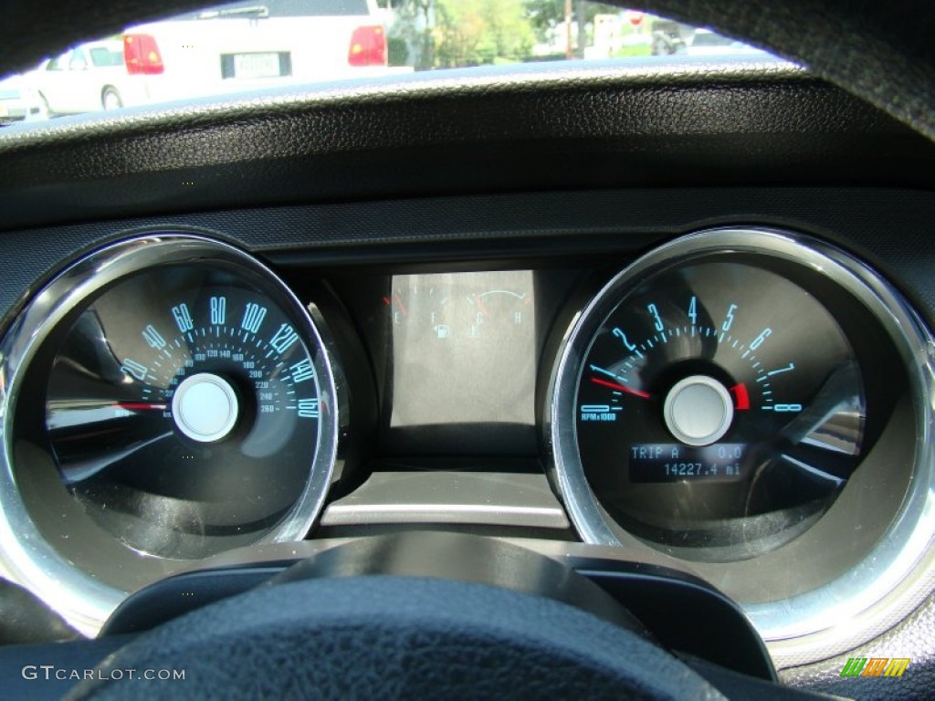 2012 Ford Mustang GT Coupe Gauges Photo #67453495