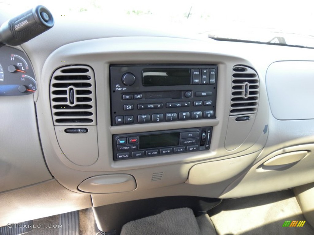 2002 Ford F150 King Ranch SuperCrew Controls Photos