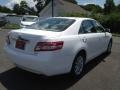 Super White - Camry XLE Photo No. 9