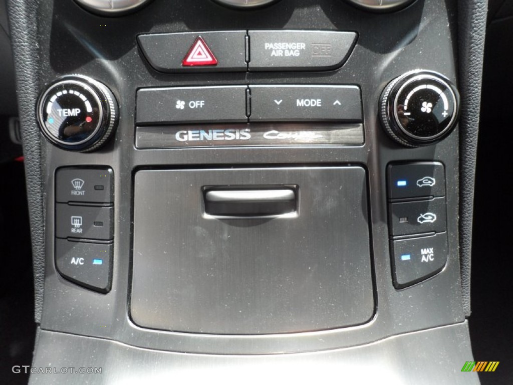 2013 Genesis Coupe 2.0T - Circuit Silver / Black Cloth photo #27