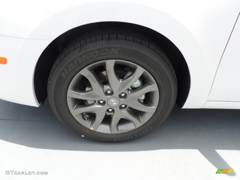 2012 Elantra GLS Touring - Monaco White / Black photo #10