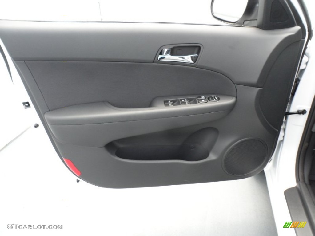 2012 Elantra GLS Touring - Monaco White / Black photo #19