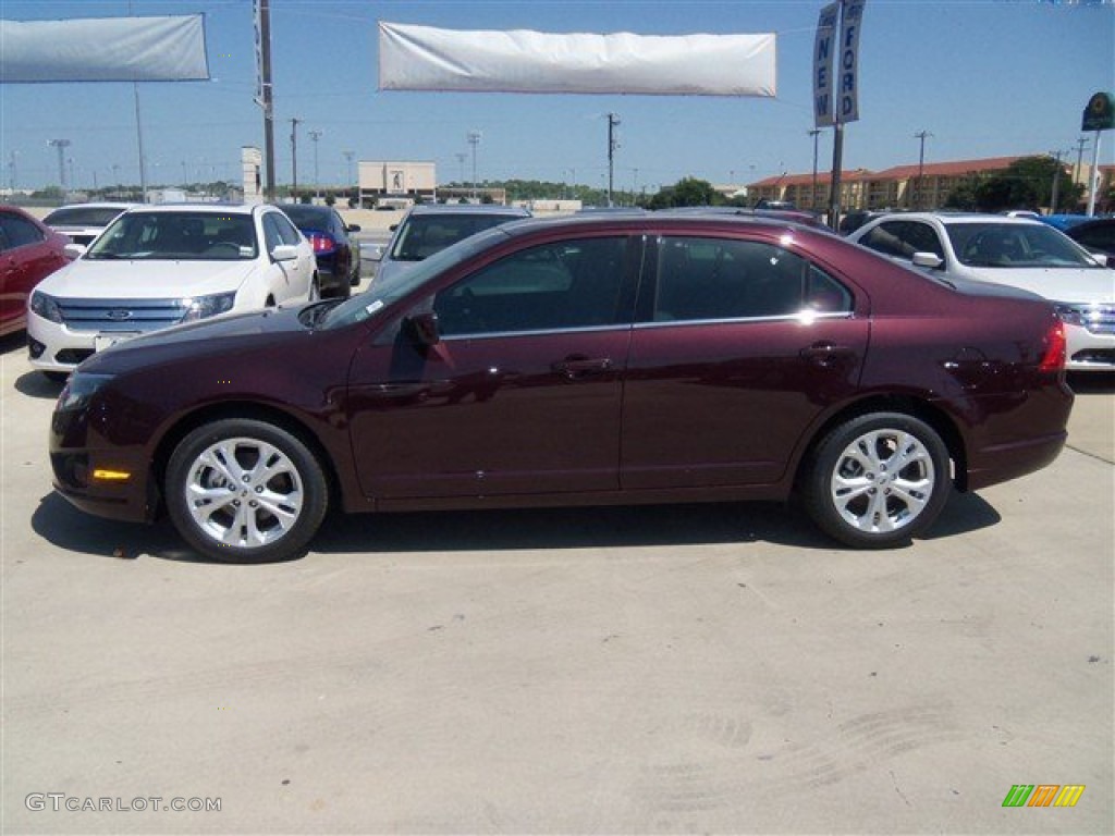 2012 Fusion SE - Bordeaux Reserve Metallic / Medium Light Stone photo #2