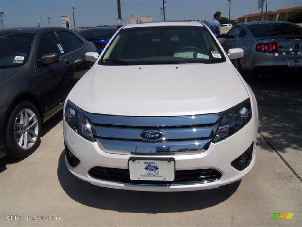 2012 Fusion SE V6 - White Platinum Tri-Coat / Camel photo #1