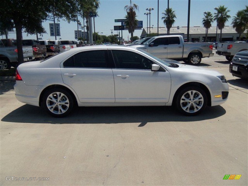 2012 Fusion SE V6 - White Platinum Tri-Coat / Camel photo #3