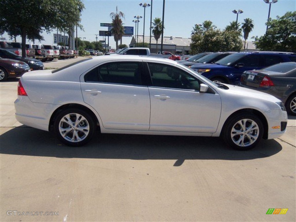 2012 Fusion SE V6 - White Platinum Tri-Coat / Camel photo #9