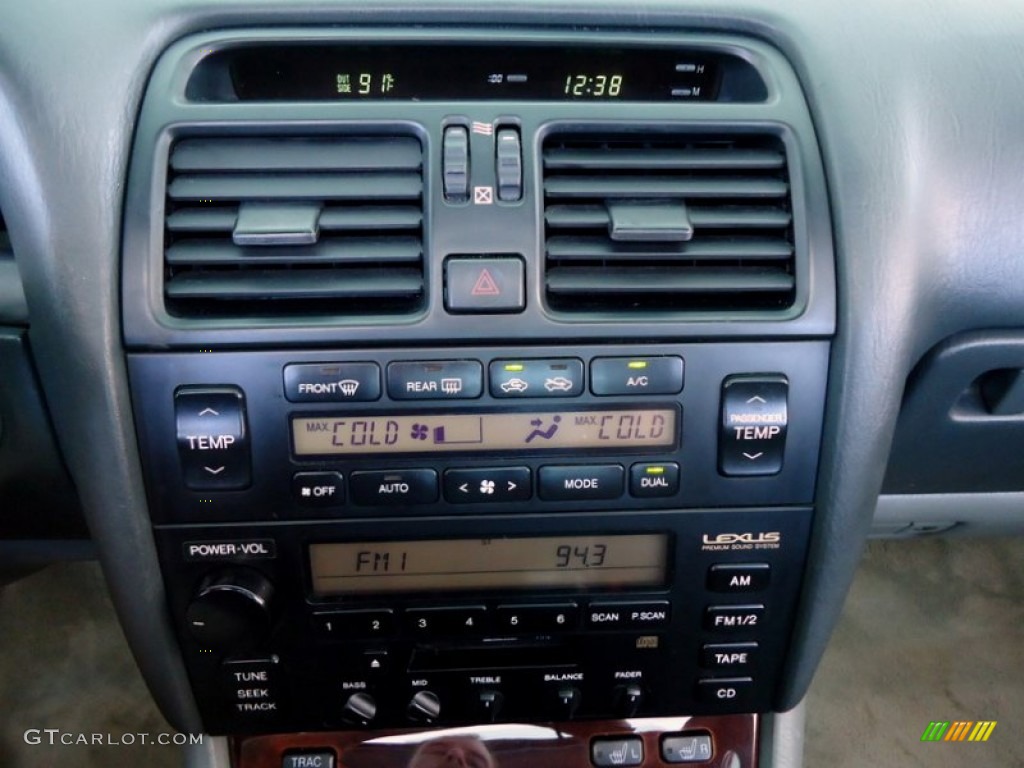 1997 Lexus LS 400 Controls Photo #67463086