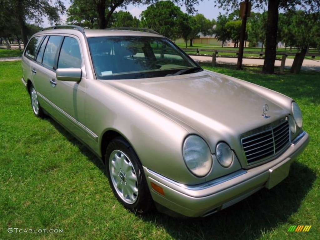 Smoke Silver Metallic 1998 Mercedes-Benz E 320 Wagon Exterior Photo #67463562
