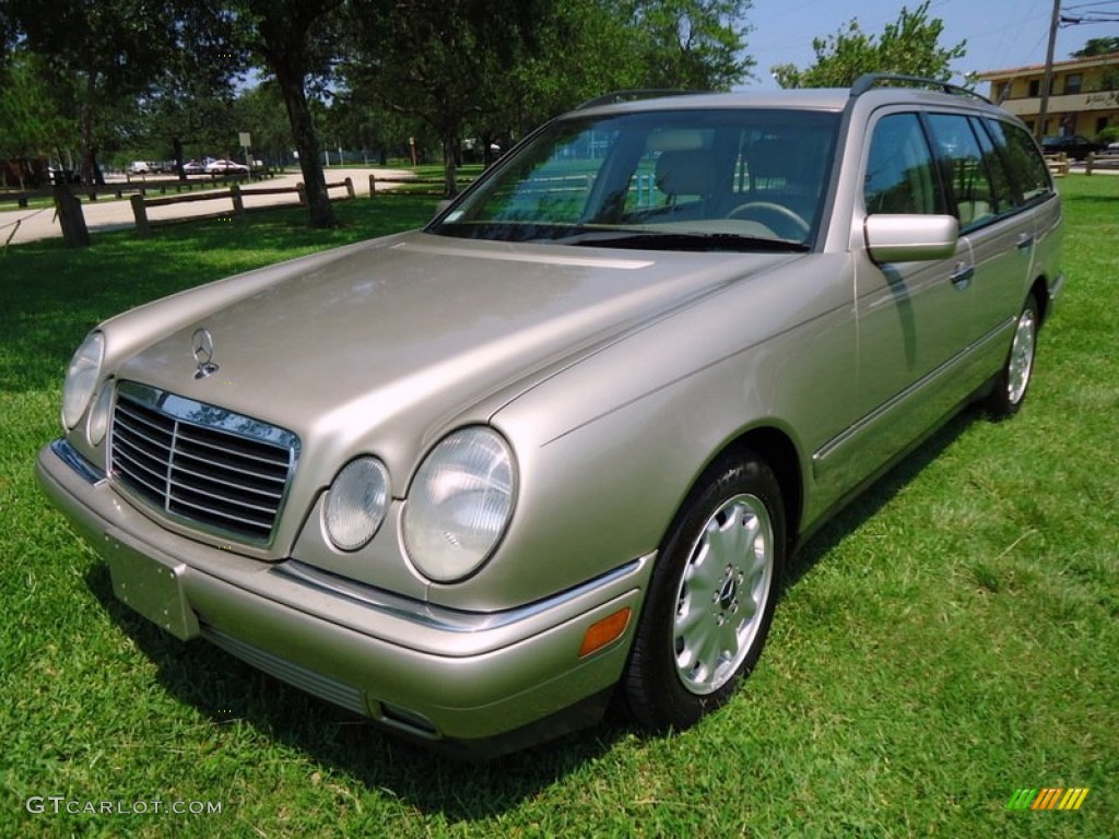 Smoke Silver Metallic 1998 Mercedes-Benz E 320 Wagon Exterior Photo #67463572