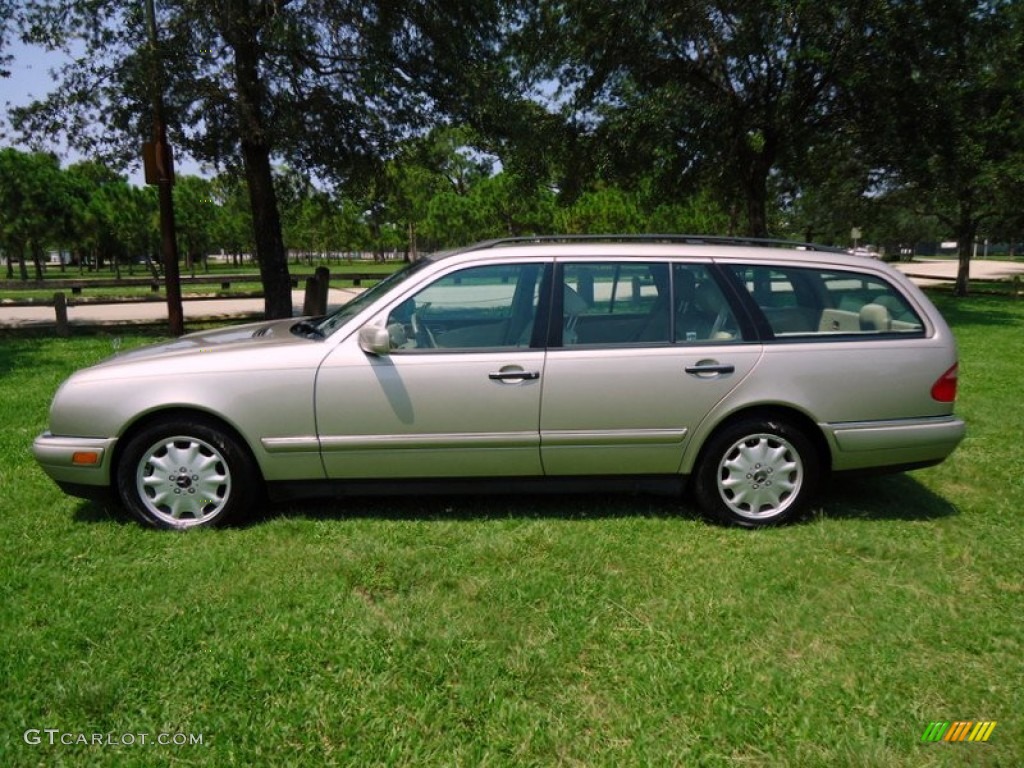 Smoke Silver Metallic 1998 Mercedes-Benz E 320 Wagon Exterior Photo #67463617