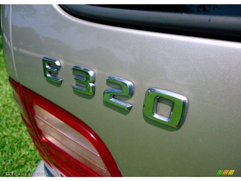 1998 Mercedes-Benz E 320 Wagon Marks and Logos Photo #67463782