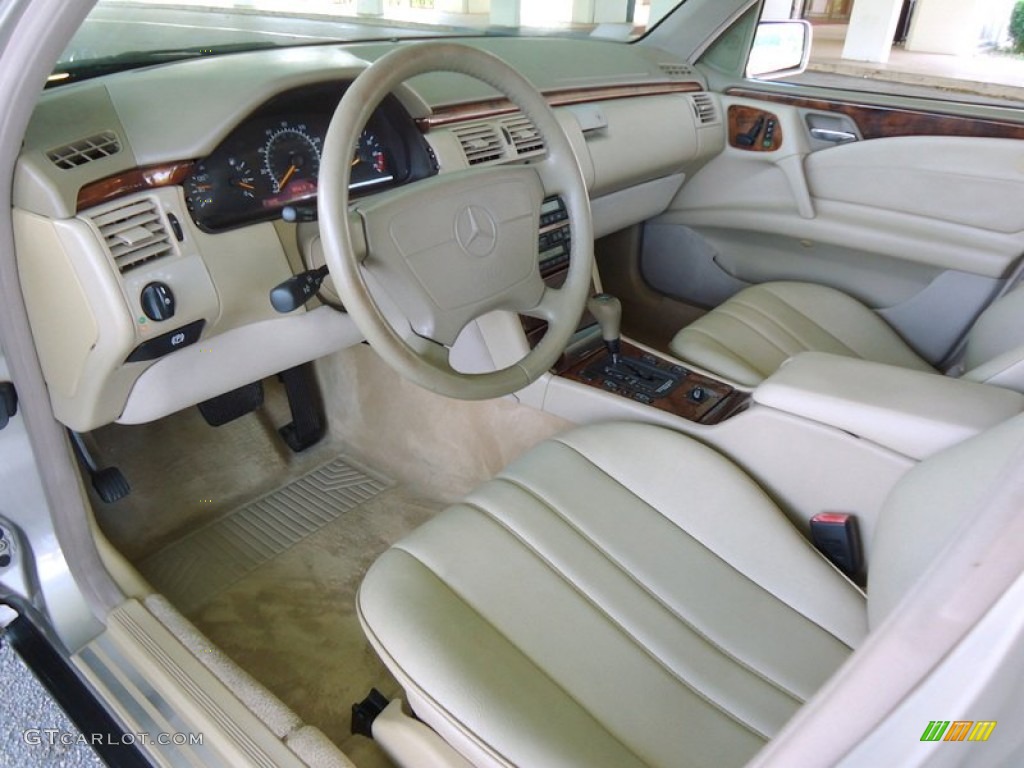 Parchment Interior 1998 Mercedes-Benz E 320 Wagon Photo #67463893