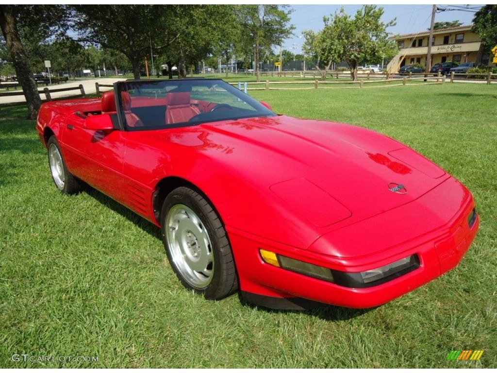 Bright Red 1992 Chevrolet Corvette Convertible Exterior Photo #67464421