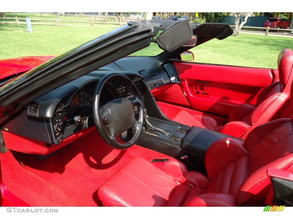 Red Interior 1992 Chevrolet Corvette Convertible Photo #67464529