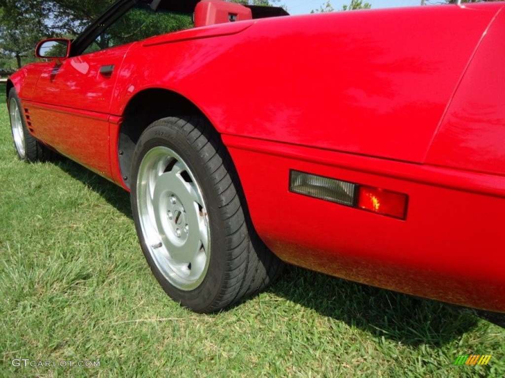 1992 Chevrolet Corvette Convertible Wheel Photo #67464538