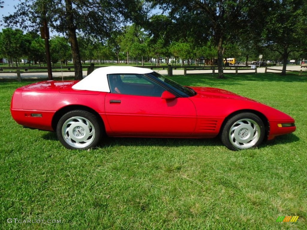 Bright Red 1992 Chevrolet Corvette Convertible Exterior Photo #67464727
