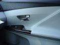 Classic Silver Metallic - Venza LE Photo No. 32