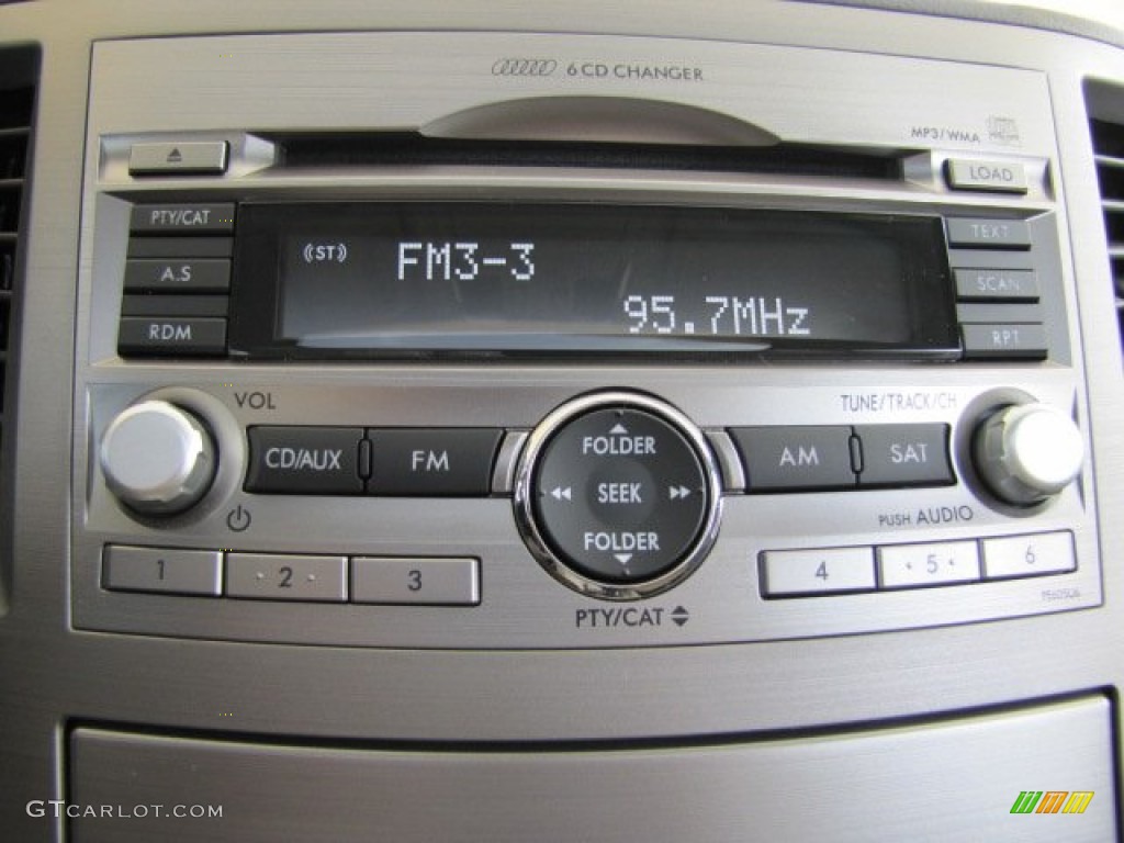 2011 Subaru Outback 2.5i Limited Wagon Audio System Photo #67466962
