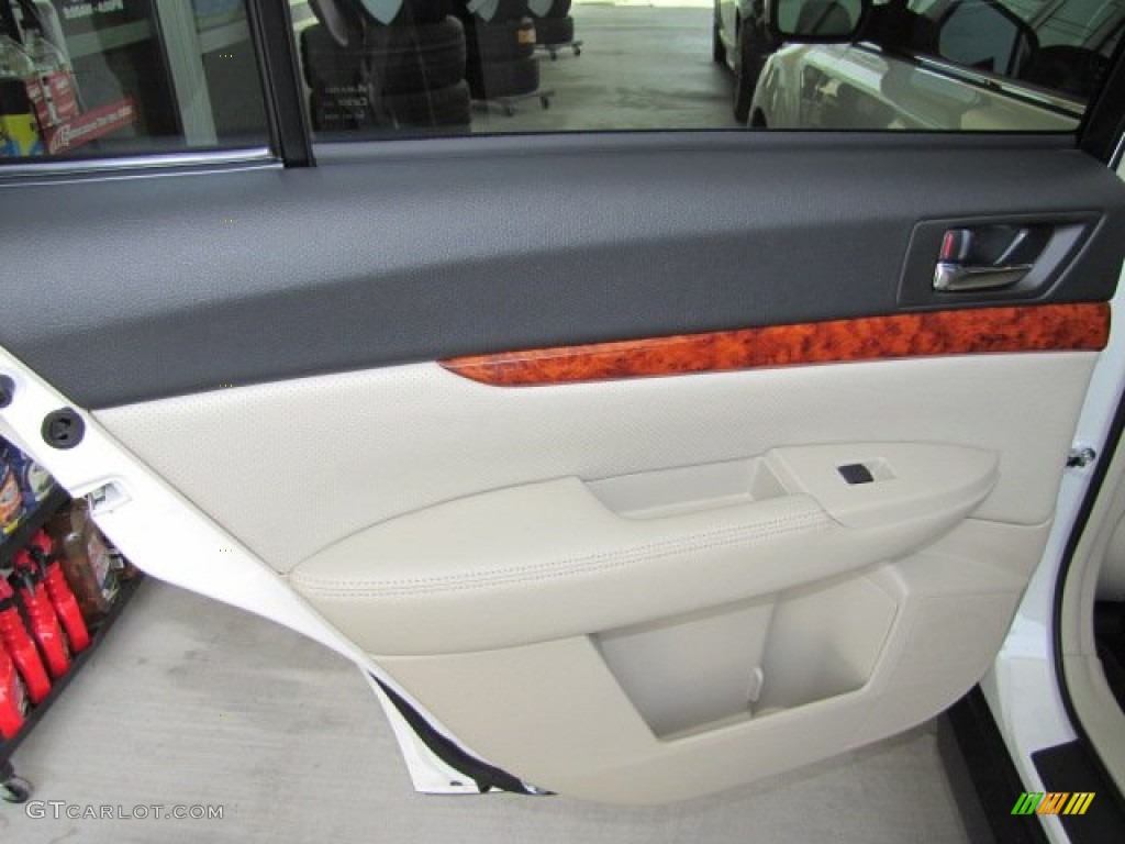 2011 Subaru Outback 2.5i Limited Wagon Warm Ivory Door Panel Photo #67467055