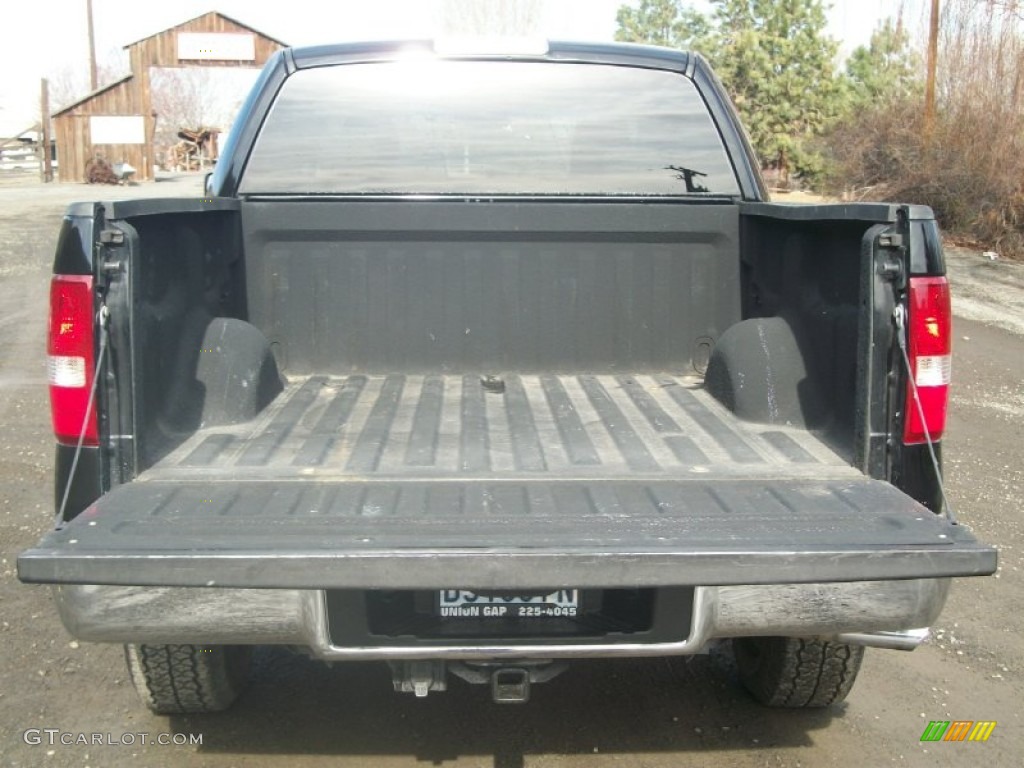 2006 F150 XLT SuperCrew 4x4 - Black / Medium/Dark Flint photo #28