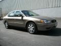 Arizona Beige Metallic - Taurus SE Photo No. 1