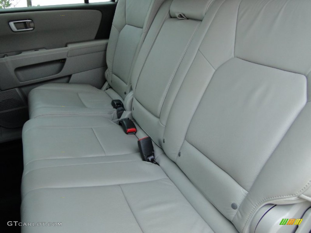 2011 Pilot EX-L - Taffeta White / Gray photo #28