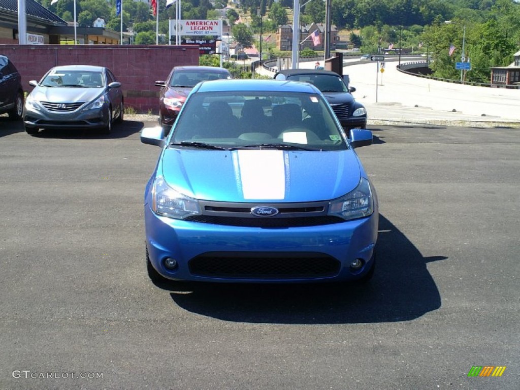 2010 Focus SE Coupe - Blue Flame Metallic / Charcoal Black photo #3