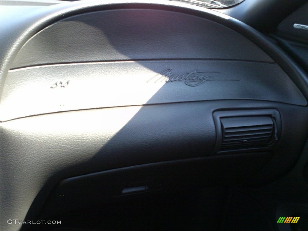 2003 Mustang GT Convertible - True Blue Metallic / Dark Charcoal photo #23