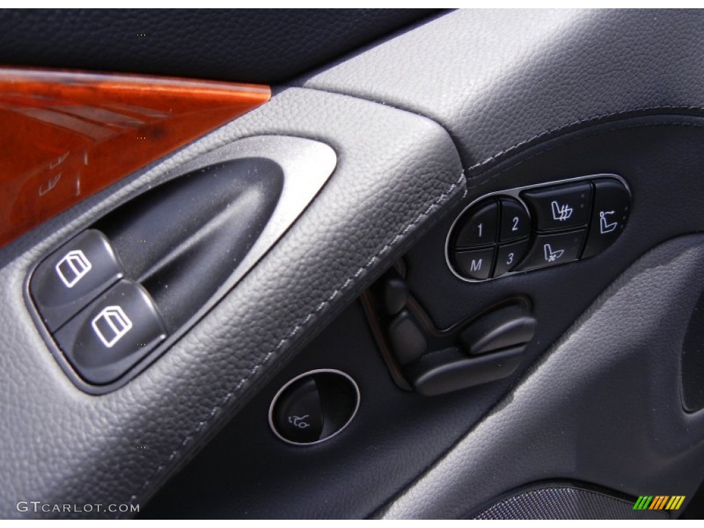 2009 Mercedes-Benz SL 550 Roadster Controls Photo #67471660