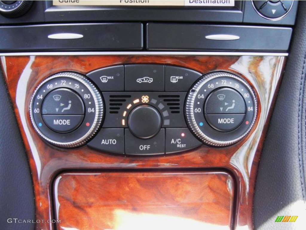 2009 Mercedes-Benz SL 550 Roadster Controls Photo #67471759