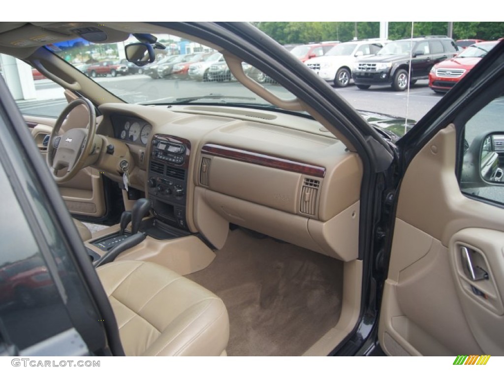 2003 Grand Cherokee Limited 4x4 - Brilliant Black / Sandstone photo #14