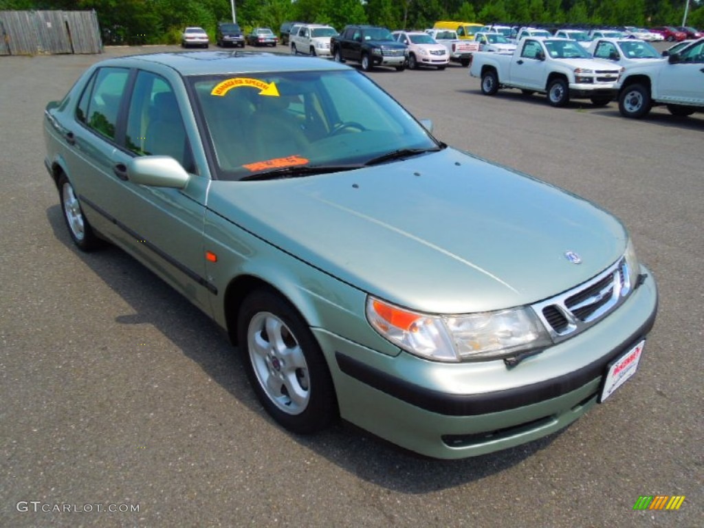 2000 Saab 9-5 SE V6t Sedan Exterior Photos