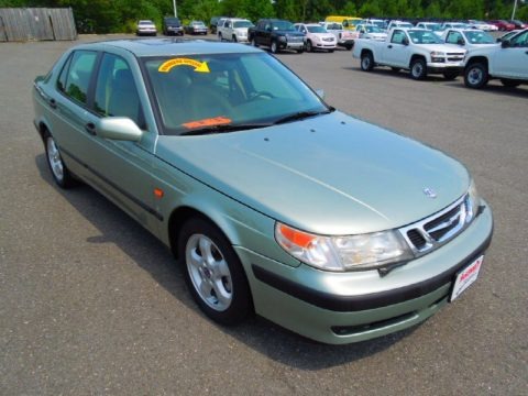 2000 Saab 9-5 SE V6t Sedan Data, Info and Specs