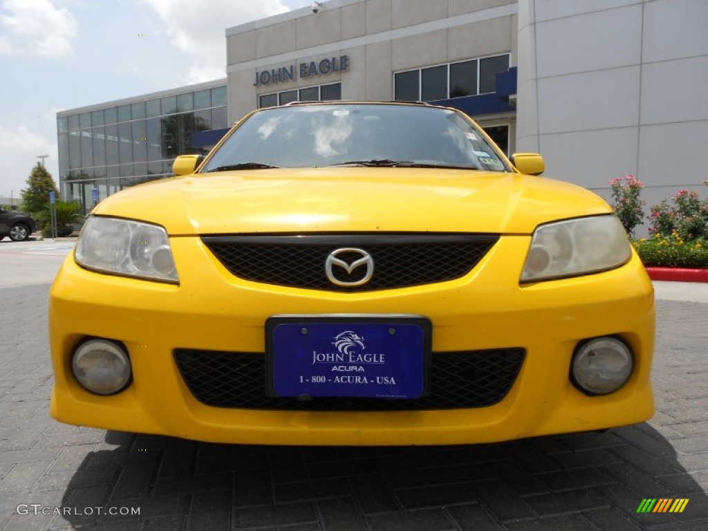 2003 Protege 5 Wagon - Vivid Yellow / Off Black photo #2